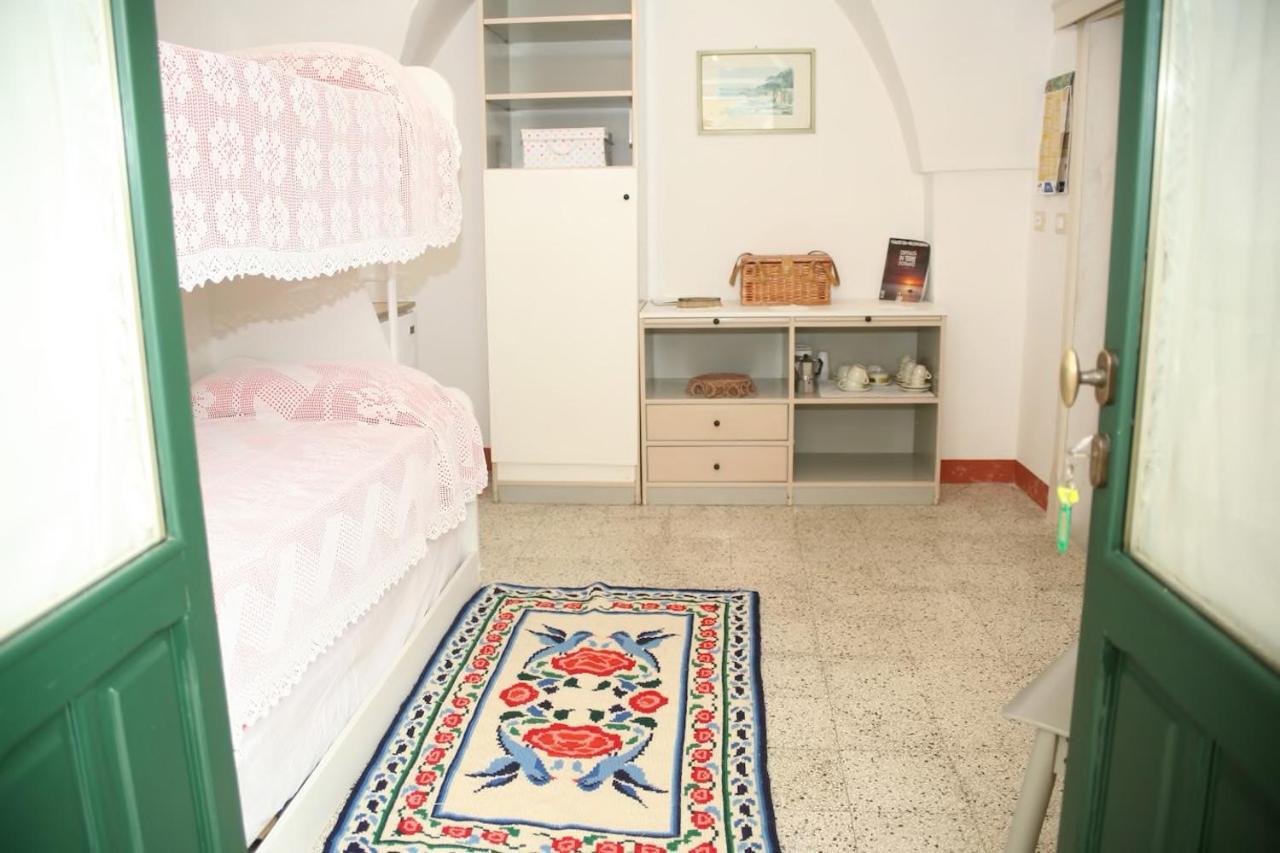 La Torre Antica Dimora Apartment Giuggianello Bagian luar foto