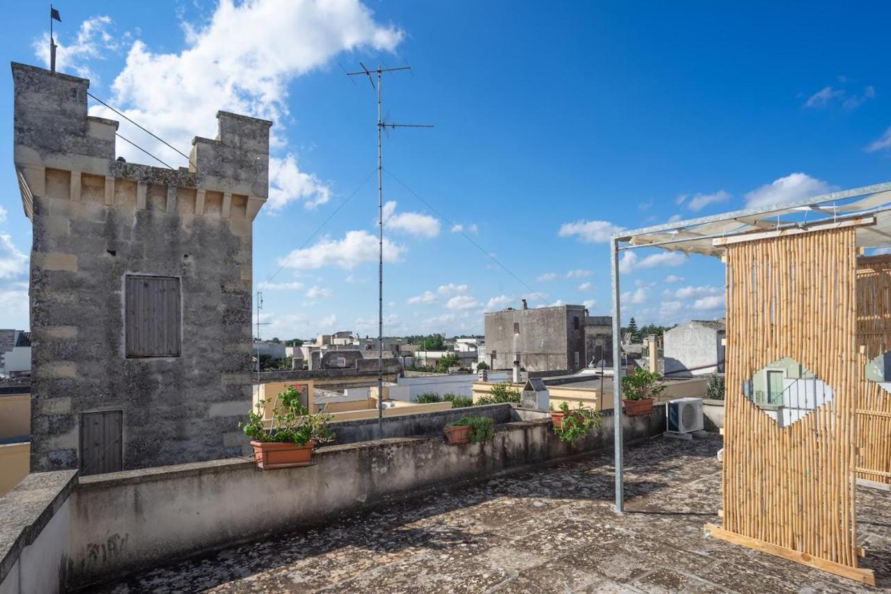 La Torre Antica Dimora Apartment Giuggianello Bagian luar foto