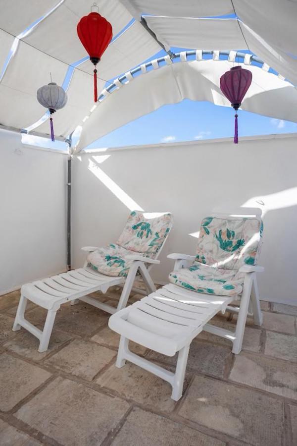 La Torre Antica Dimora Apartment Giuggianello Bagian luar foto